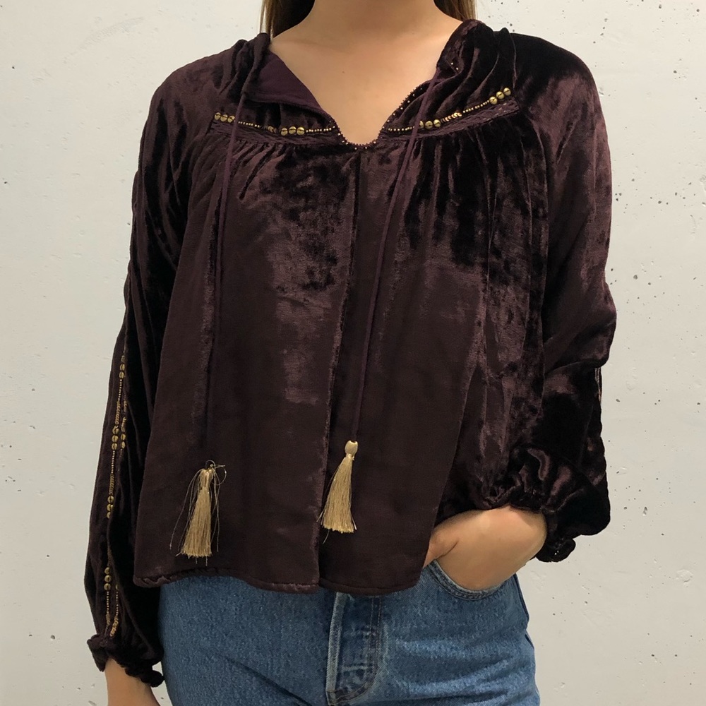 LAURA EGLOFF Eggplant Crushed Velvet Peasant Top